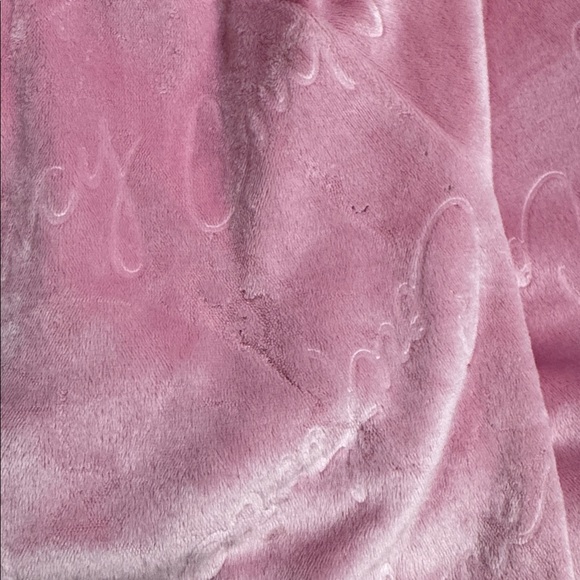 Juicy Couture Pink Velvet Pajama Set - Picture 6 of 7
